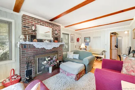 23 Grandview Drive Mahopac NY 10541