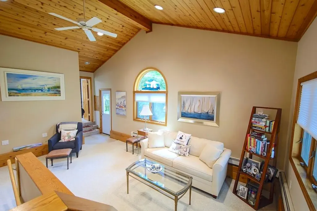 34 Wards Path Hampton Bays NY 11946