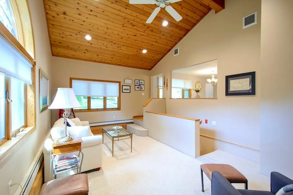 34 Wards Path Hampton Bays NY 11946