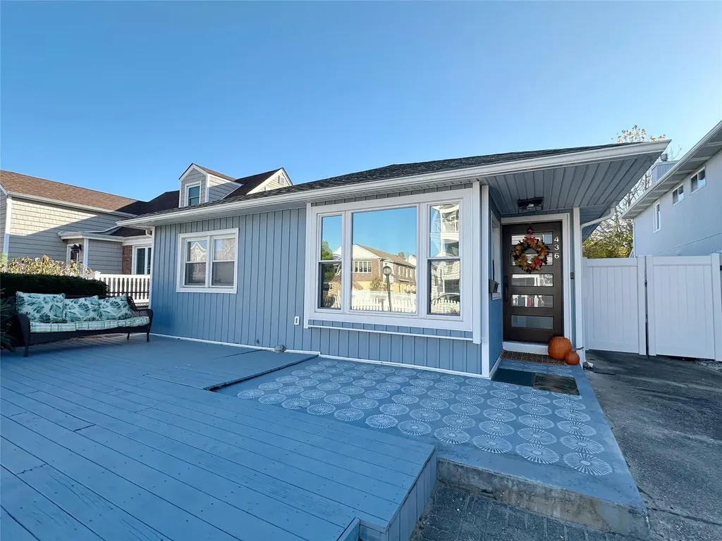 436 E Harrison Street Long Beach NY 11561