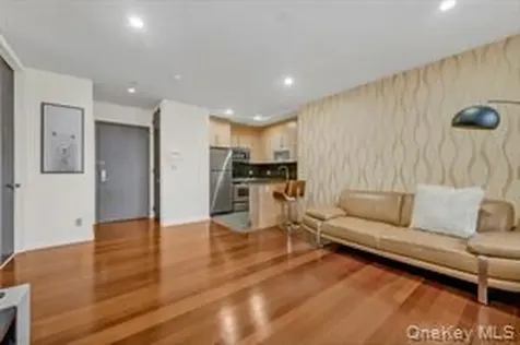 31-32 Union Street Flushing NY 11354