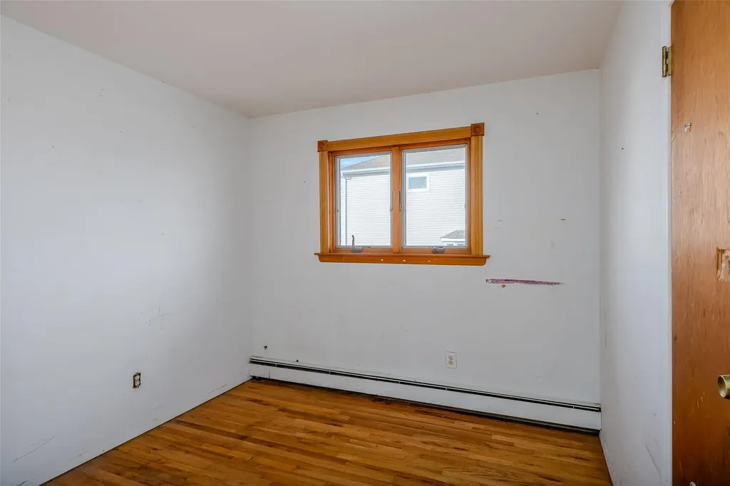 883 S Long Beach Avenue Freeport NY 11520