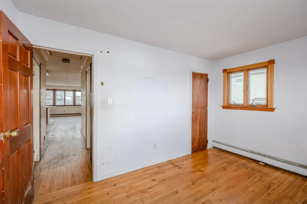 883 S Long Beach Avenue Freeport NY 11520