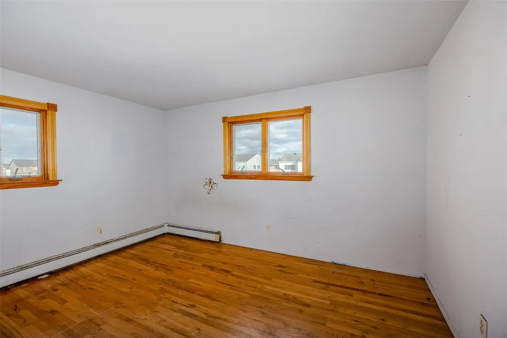 883 S Long Beach Avenue Freeport NY 11520