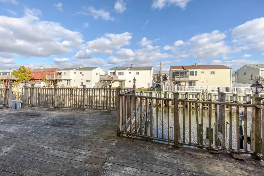 883 S Long Beach Avenue Freeport NY 11520