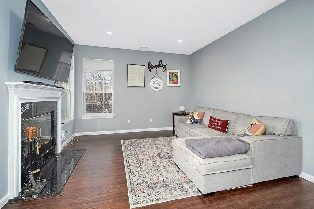 22 Scofield Court Peekskill NY 10566