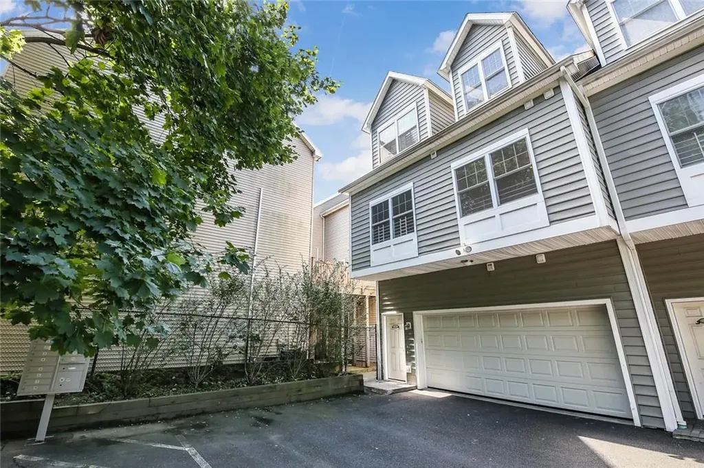 315 W Post Road White Plains NY 10606