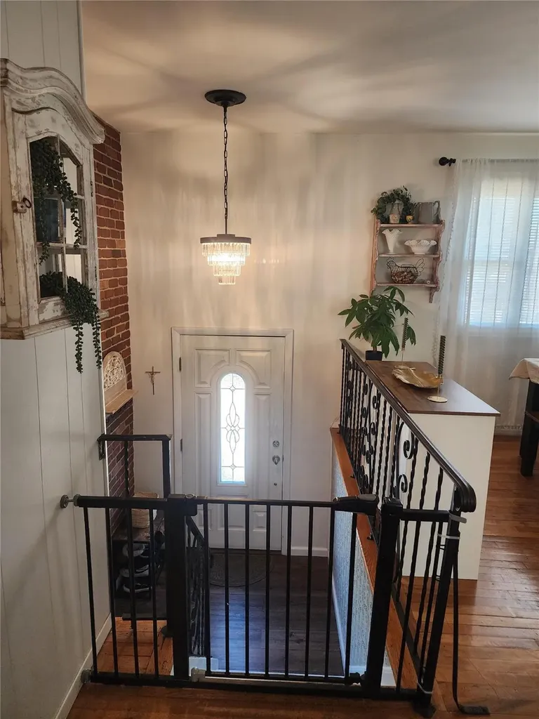 6 Capri Road Centereach NY 11720