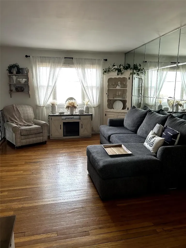 6 Capri Road Centereach NY 11720