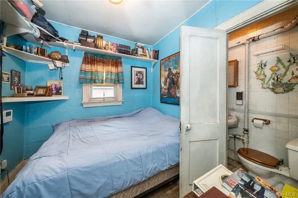 483-485 Minnieford Avenue Bronx NY 10464