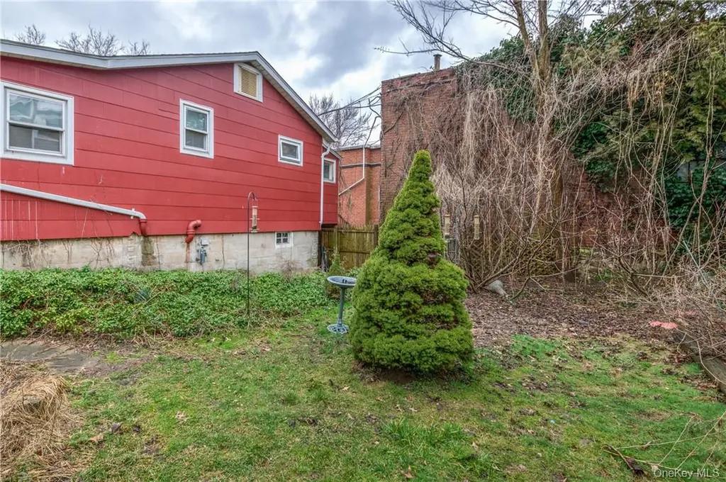 483-485 Minnieford Avenue Bronx NY 10464