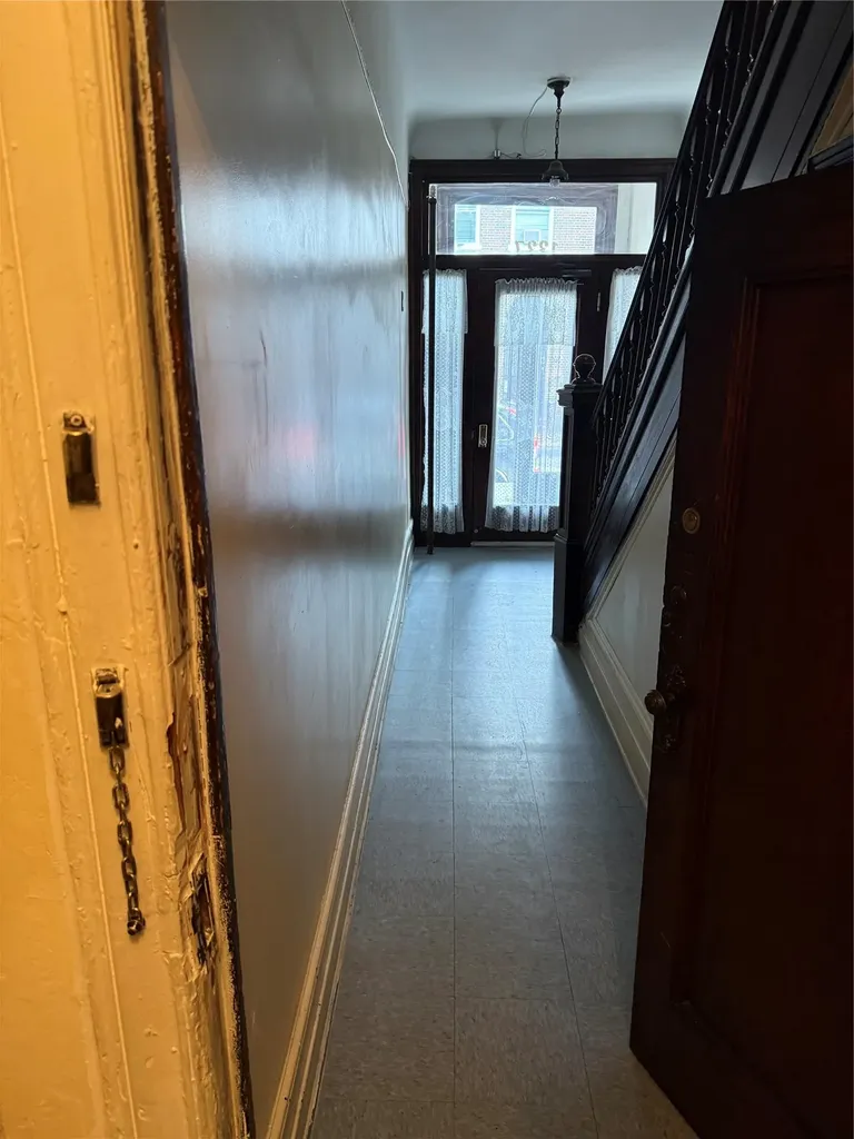 1327 Plimpton Avenue Bronx NY 10452