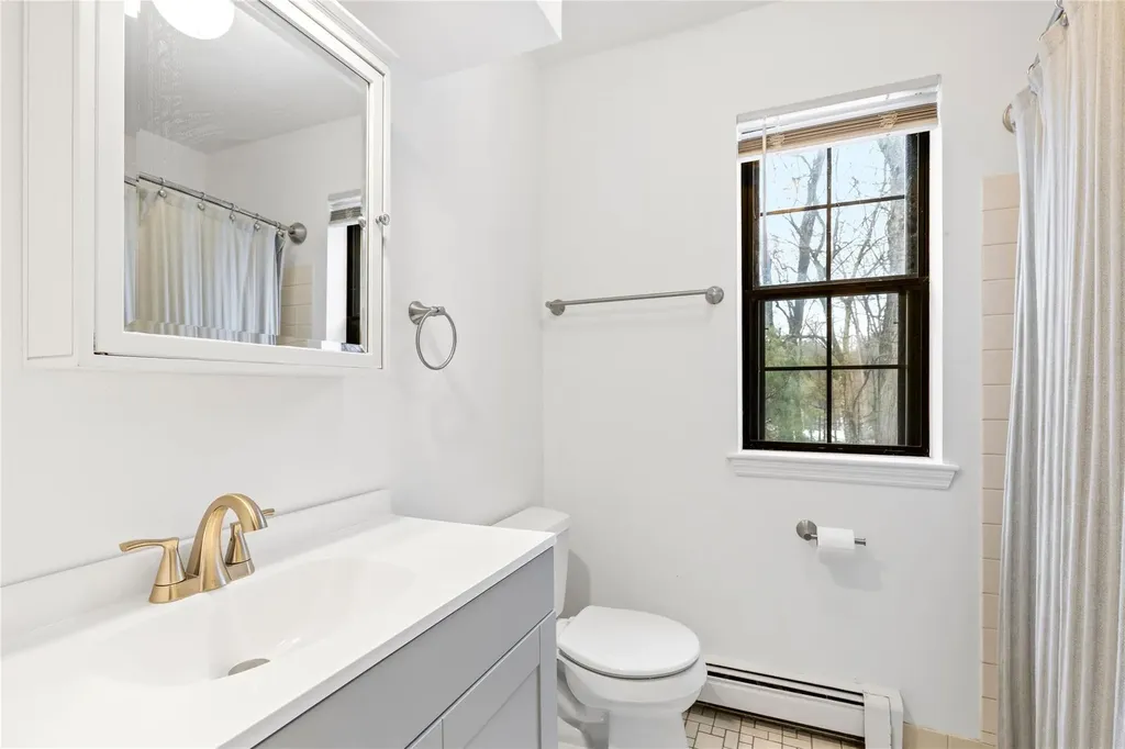 111 Foxwood Circle Mount Kisco NY 10549