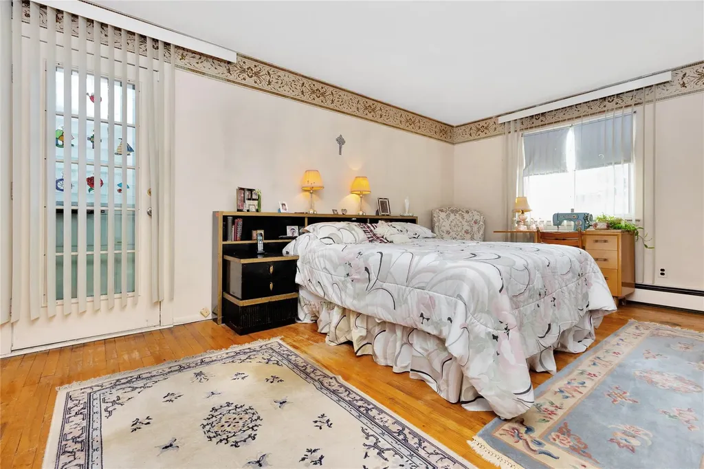 15 Shubert Lane Bethpage NY 11714