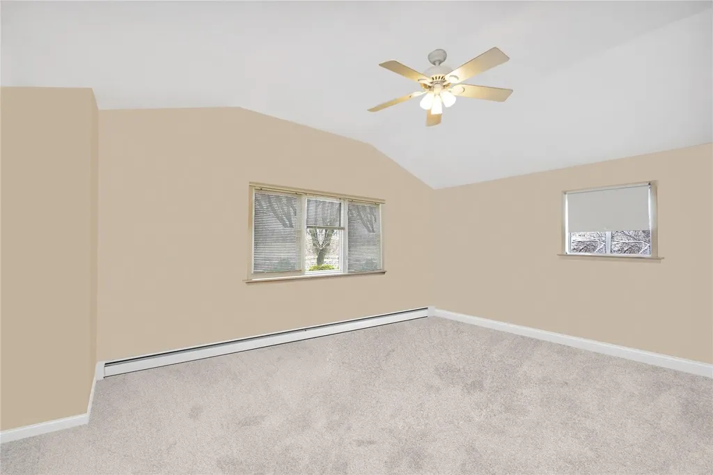 15 Shubert Lane Bethpage NY 11714