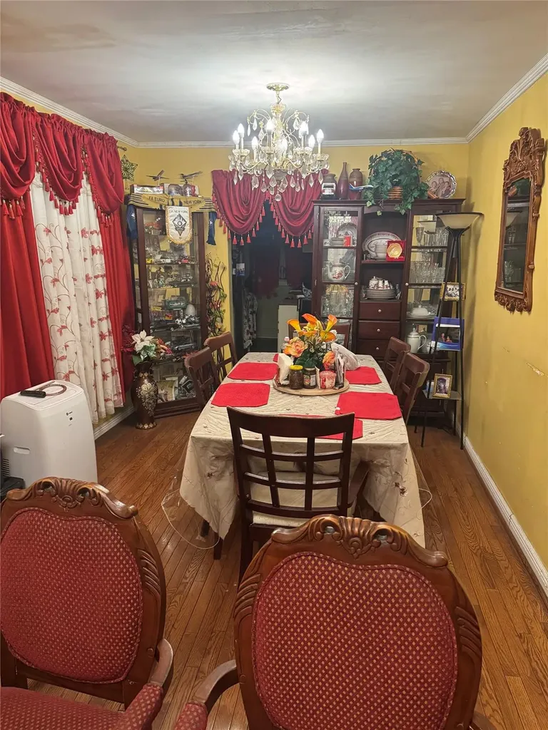 16 Lamont Court Brooklyn NY 11225