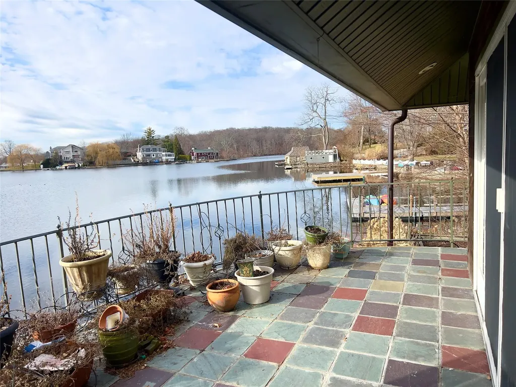 9 Tamarack Road Mahopac NY 10541