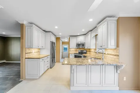 24 Model Court Rocky Point NY 11778