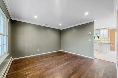 24 Model Court Rocky Point NY 11778