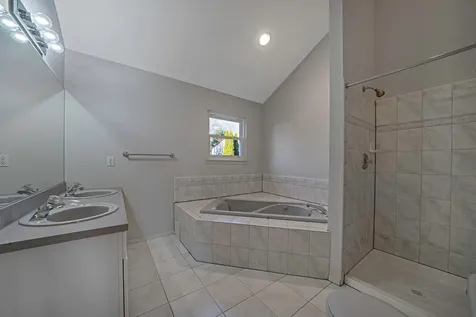 24 Model Court Rocky Point NY 11778