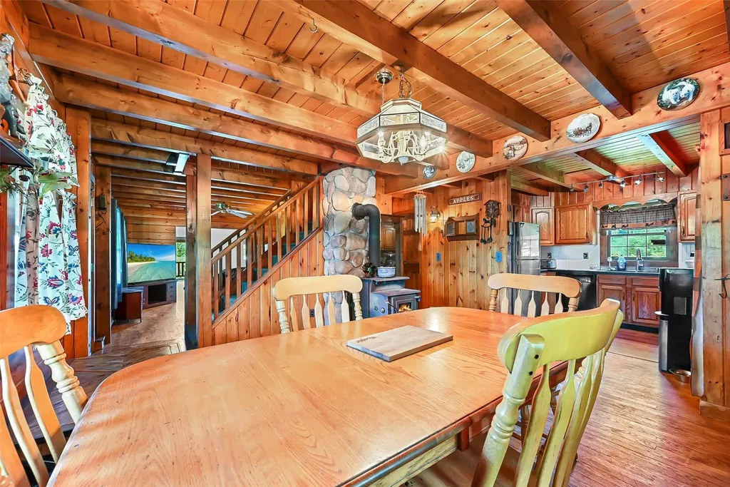 21 Clarks Lane Milton NY 12547