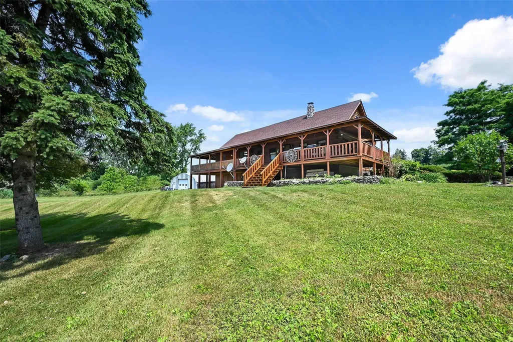 21 Clarks Lane Milton NY 12547