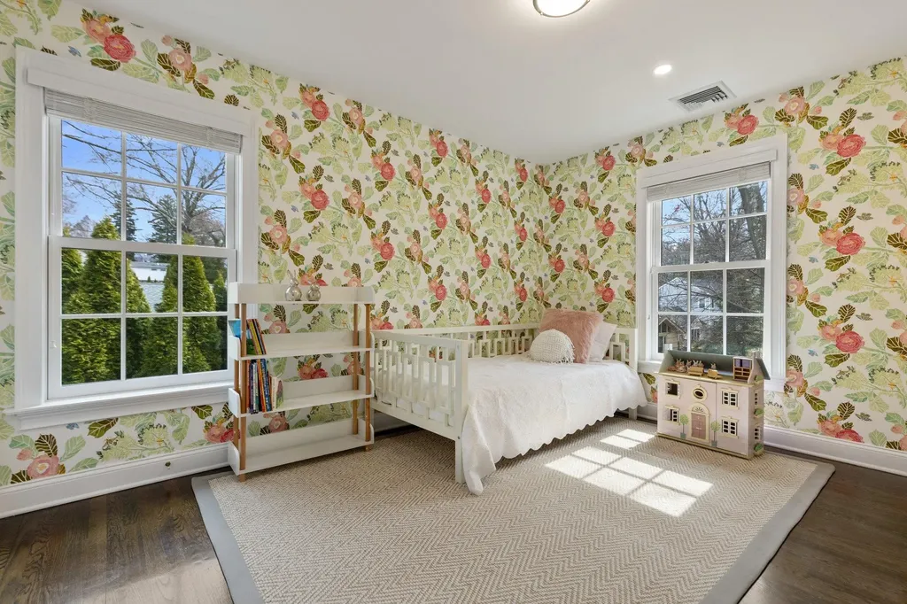 150 Longview Drive Scarsdale NY 10583