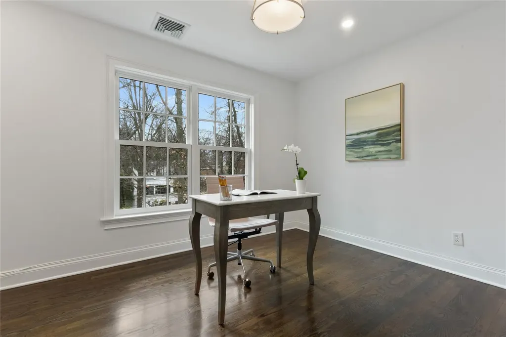 150 Longview Drive Scarsdale NY 10583