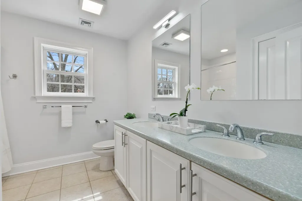 150 Longview Drive Scarsdale NY 10583