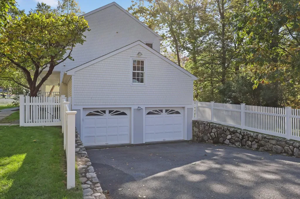 150 Longview Drive Scarsdale NY 10583