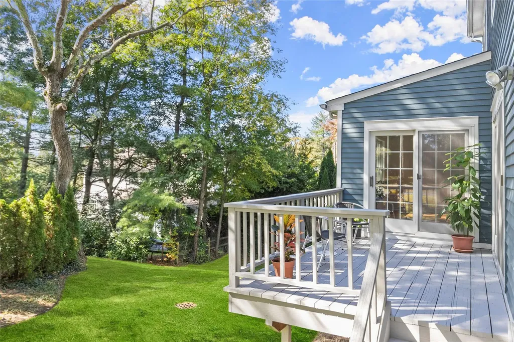 90 Sheridan Road Scarsdale NY 10583