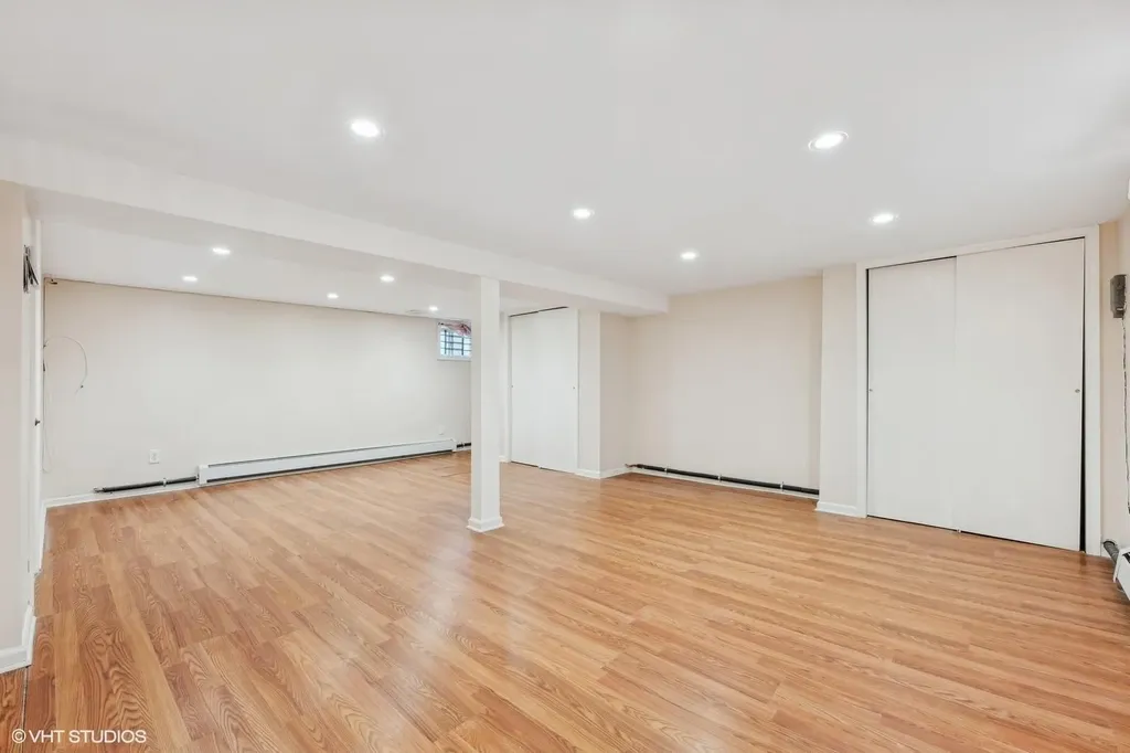 22 Cherry Lane Carle Place NY 11514
