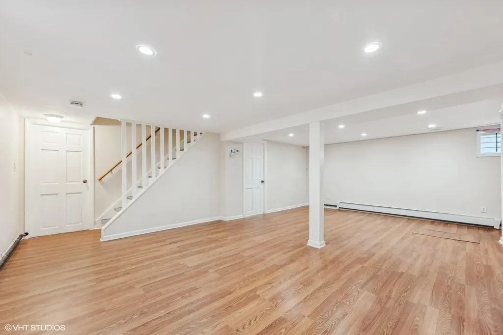 22 Cherry Lane Carle Place NY 11514