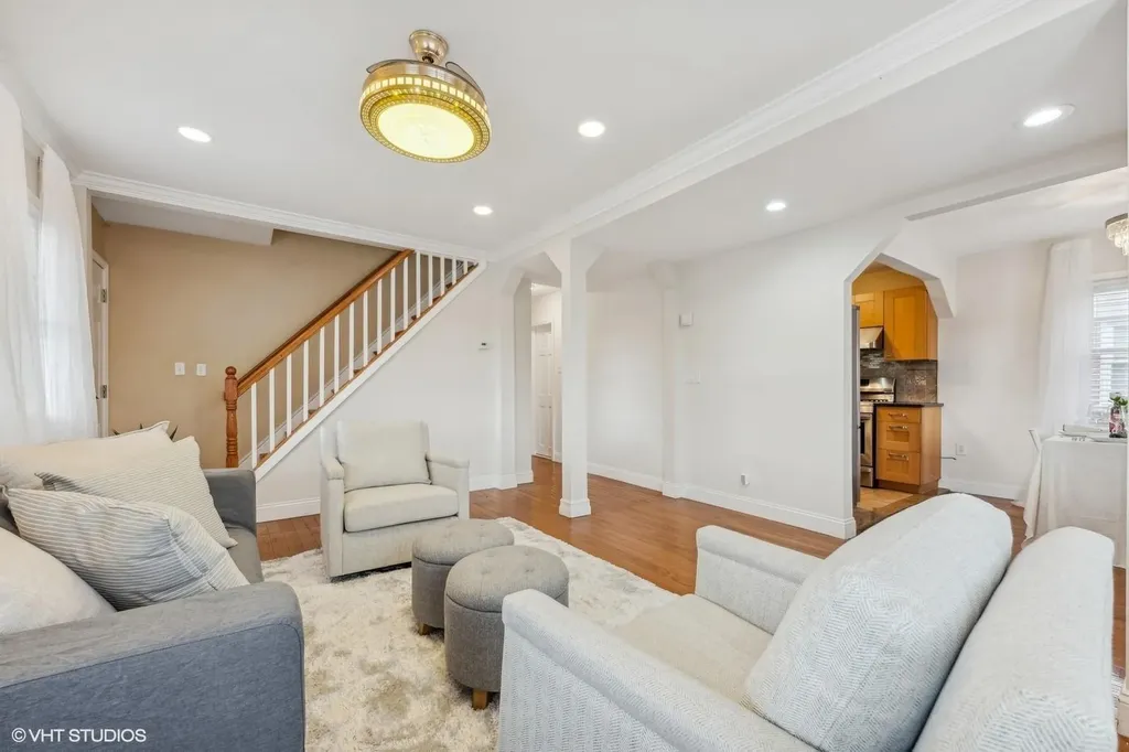 22 Cherry Lane Carle Place NY 11514