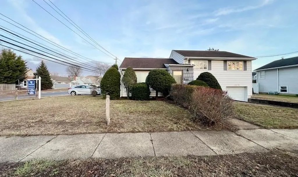 3069 Skillman Avenue Oceanside NY 11572