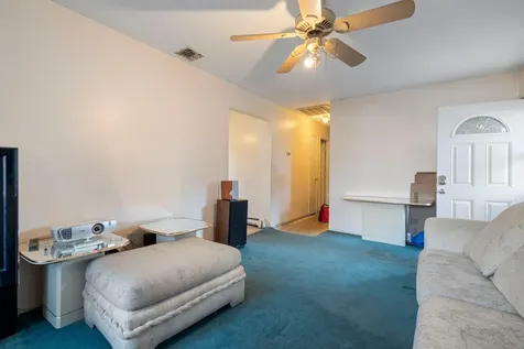 18 Ethel Lane Medford NY 11763