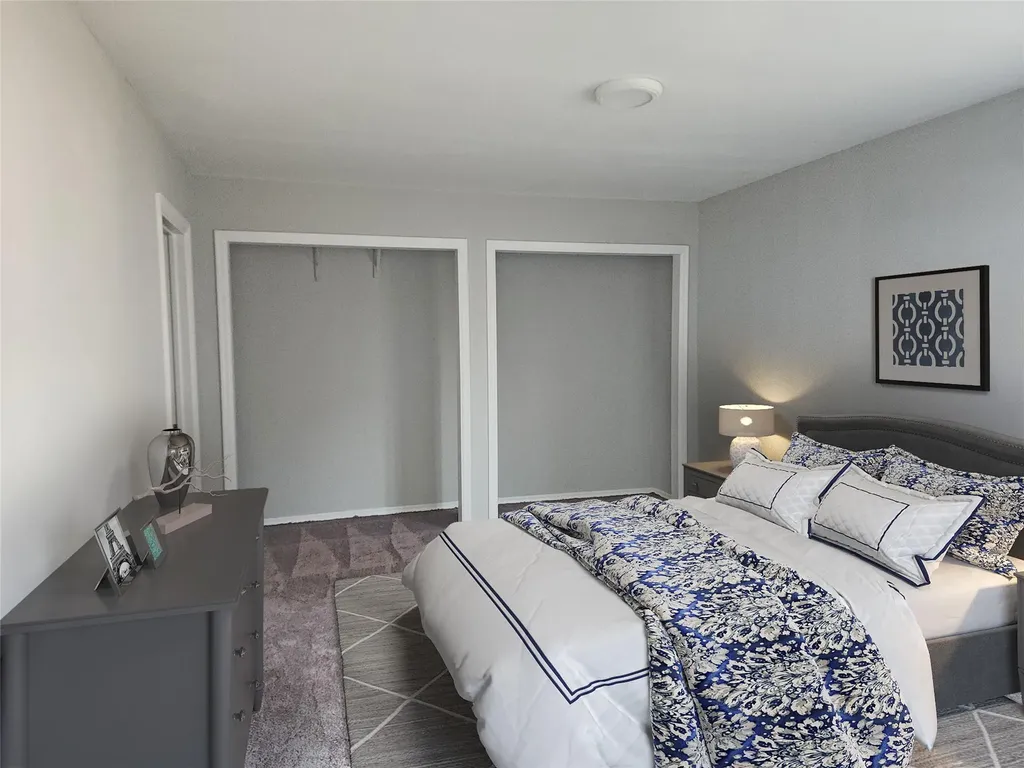 41 Glenmere Lane Coram NY 11727