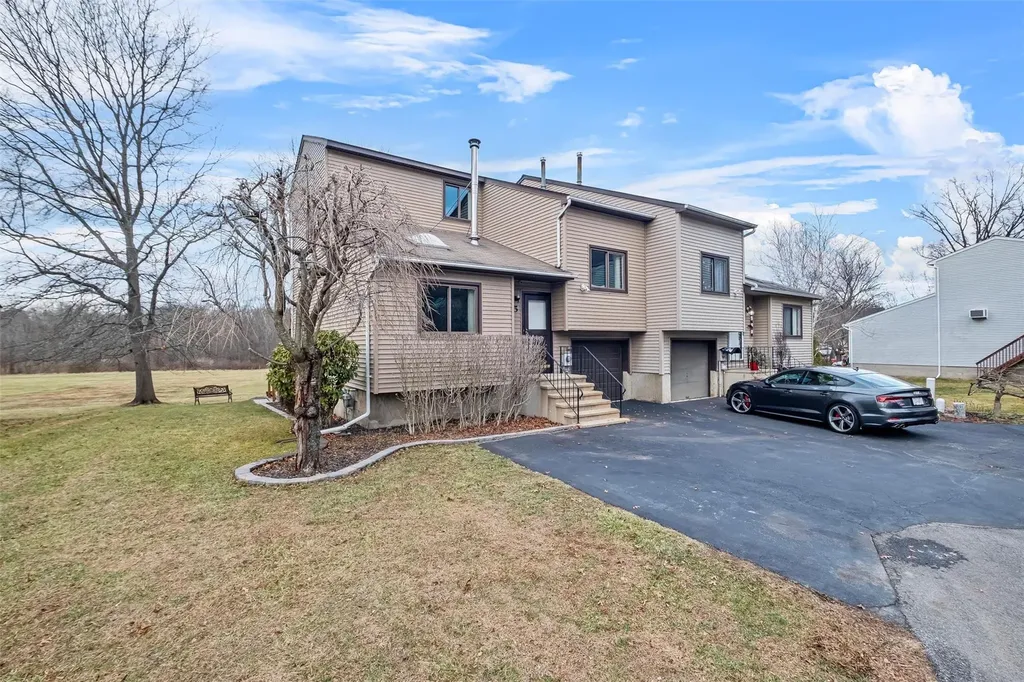 5 Briar Court Fishkill NY 12524