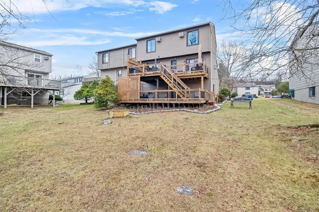 5 Briar Court Fishkill NY 12524