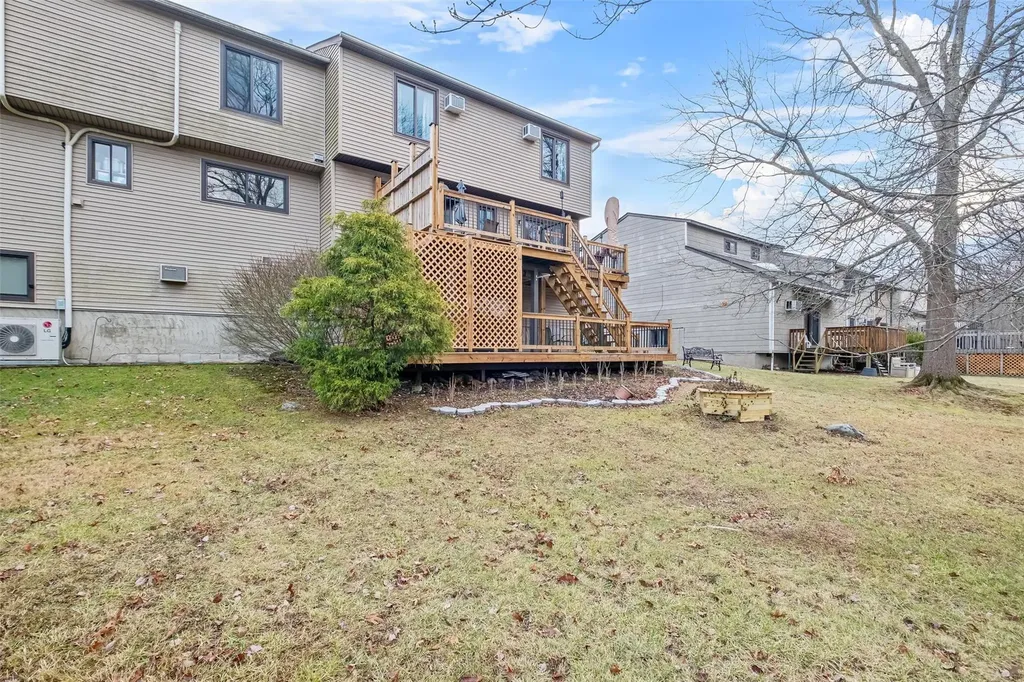 5 Briar Court Fishkill NY 12524