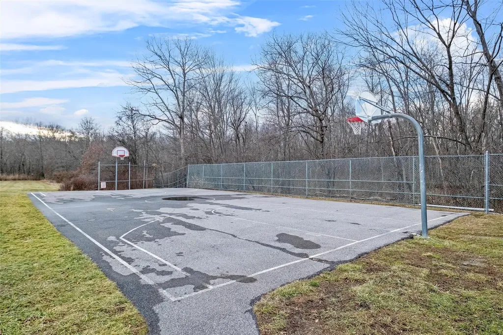 5 Briar Court Fishkill NY 12524