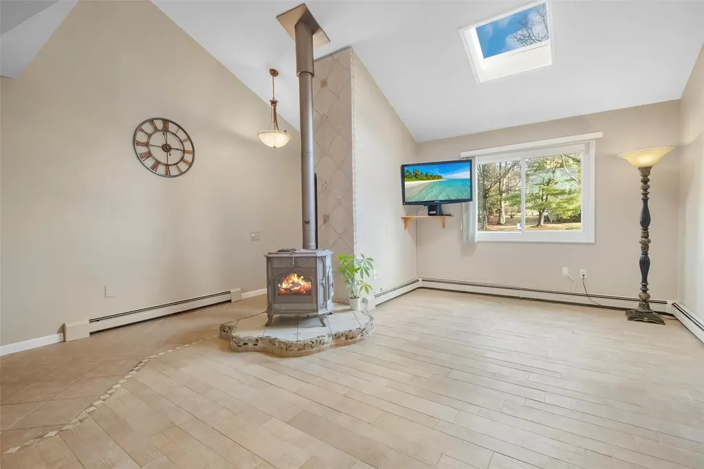 5 Briar Court Fishkill NY 12524