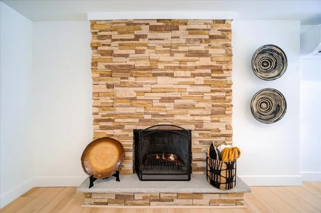284 Crum Elbow Road Hyde Park NY 12538