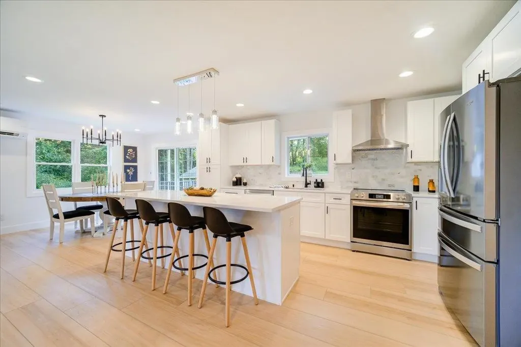 284 Crum Elbow Road Hyde Park NY 12538