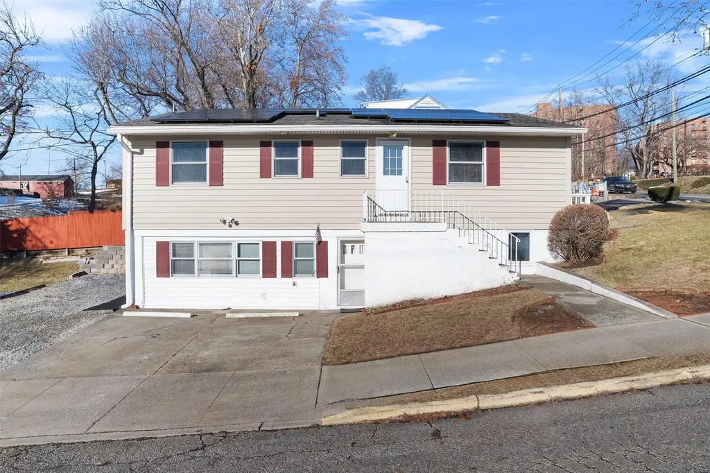 132 S Highland Avenue Ossining NY 10562