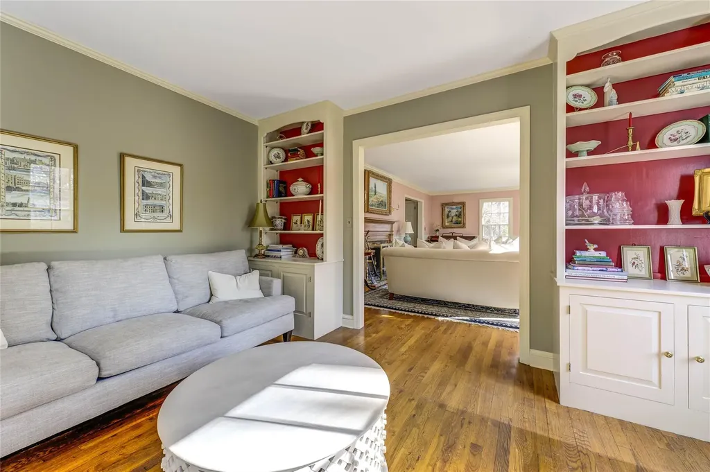 5 Towl Gate Lane Syosset NY 11791