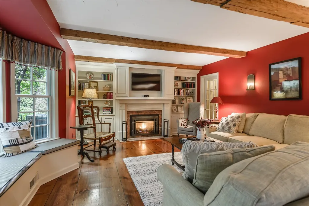 5 Towl Gate Lane Syosset NY 11791