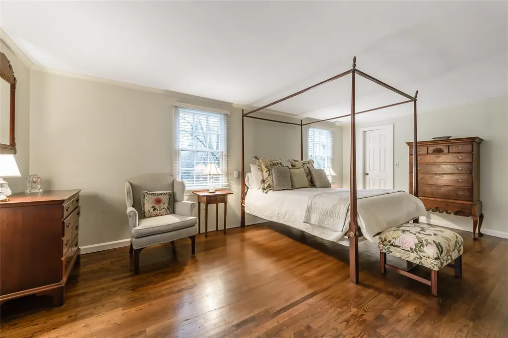 5 Towl Gate Lane Syosset NY 11791