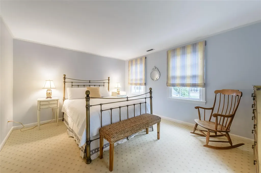 5 Towl Gate Lane Syosset NY 11791