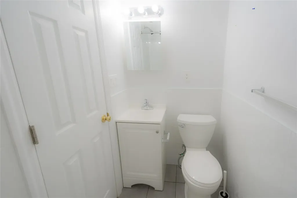 155 S 7th Street Bethpage NY 11714